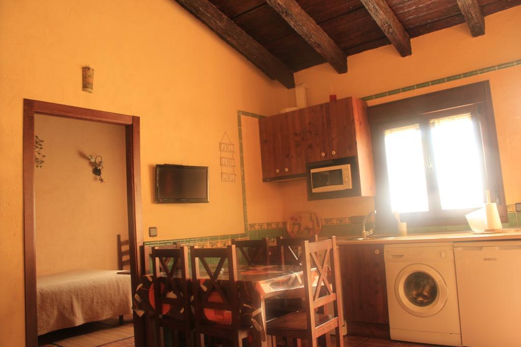 La Cueva Del Lince Pension Zarza De Granadilla Kamer foto