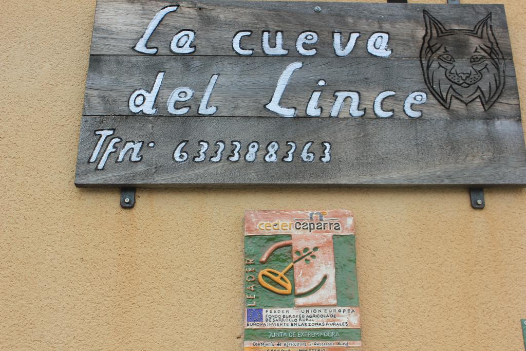 La Cueva Del Lince Pension Zarza De Granadilla Buitenkant foto